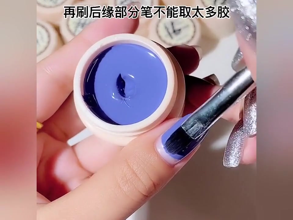 漂亮的美甲,第5款,有你喜欢的吗?