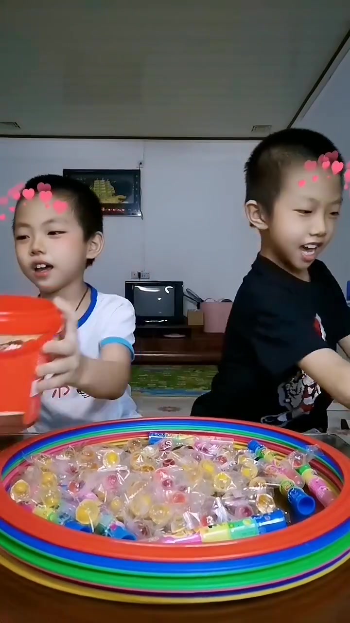 粉色爱心 发现好玩的魔法表情