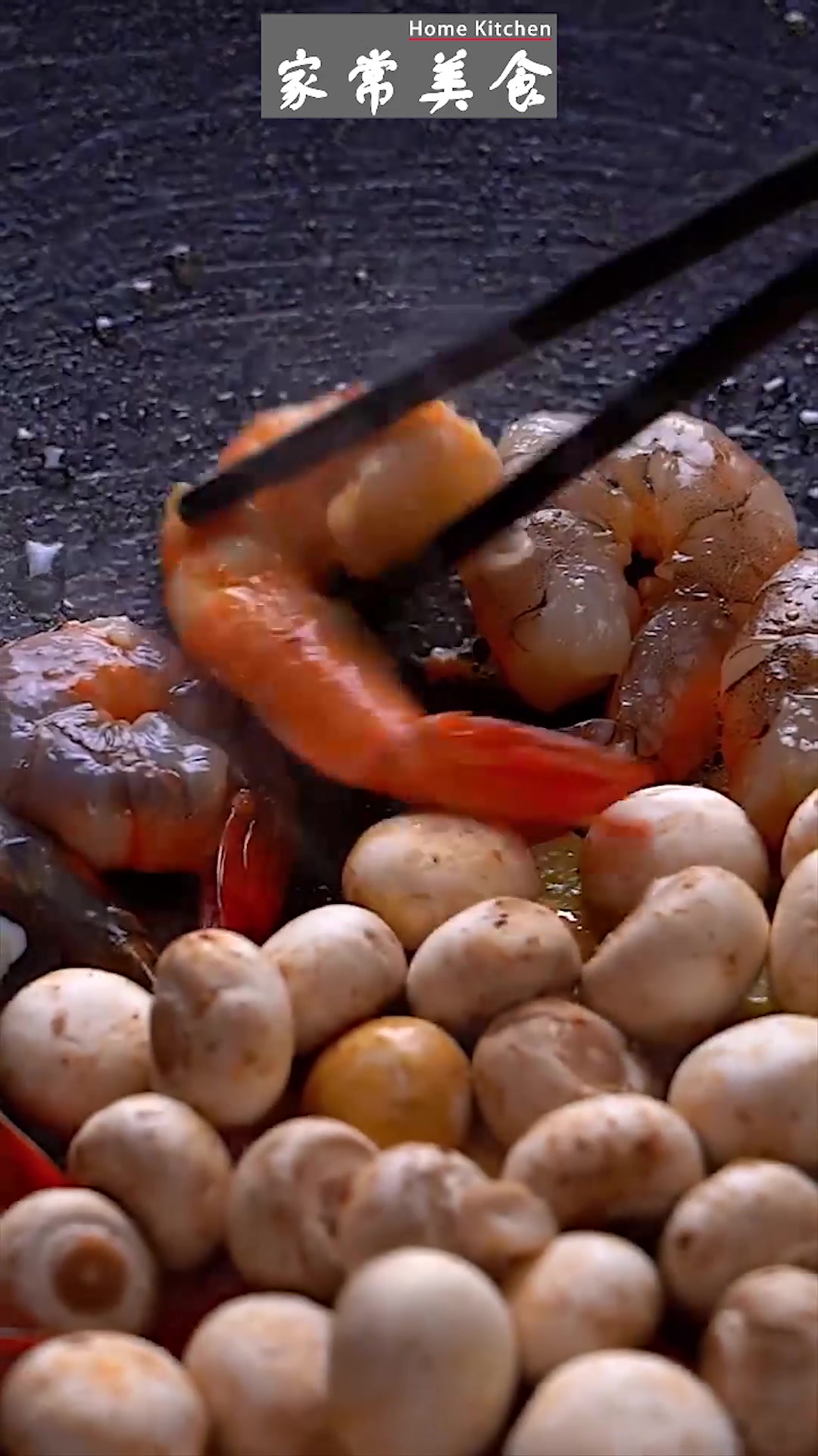 干烧虾仁,光看就饿了!餐厅大厨就是这样做的!