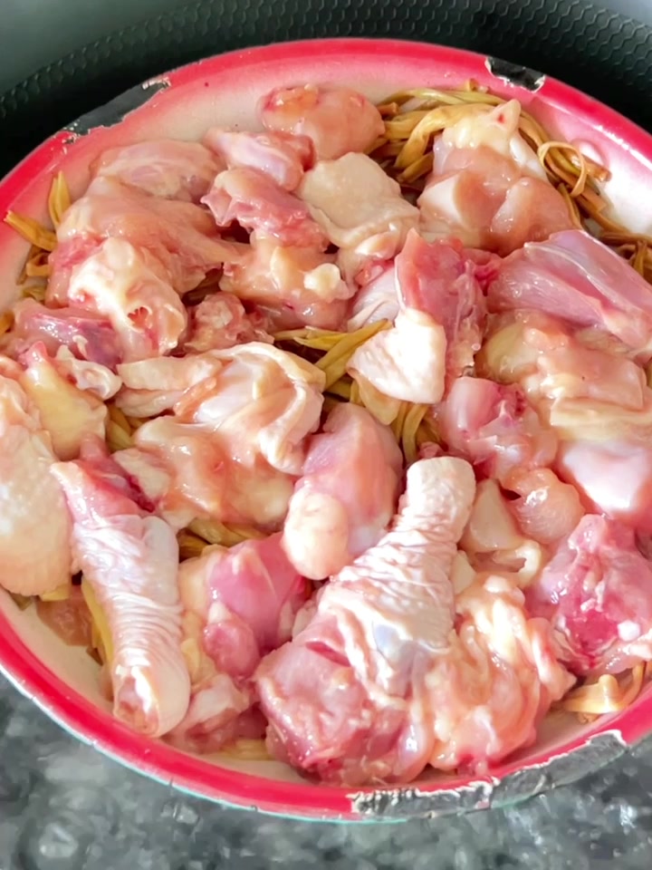 巧妇不被无米之炊难倒,上天农清远鸡!!