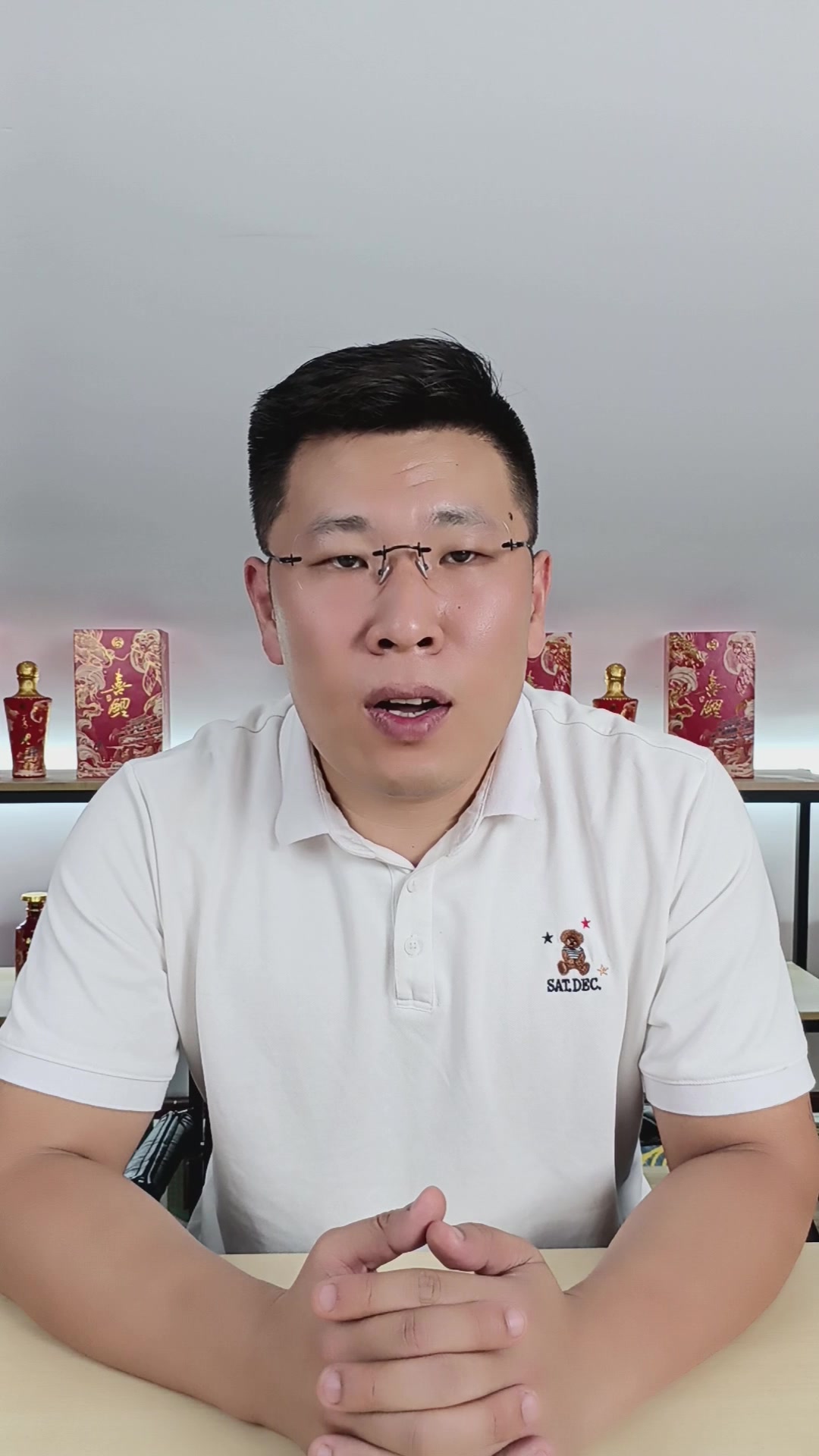 鲤鱼的寓意#国潮#鲤鱼文化。喝喜鲤,前程万里#鲤跃龙门