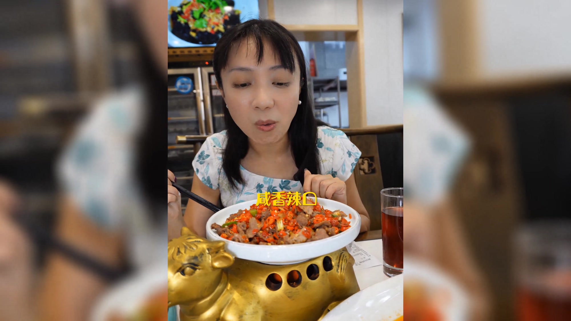 曲园酒楼,多年老字号,主营湘菜,中老年居民认可的餐厅