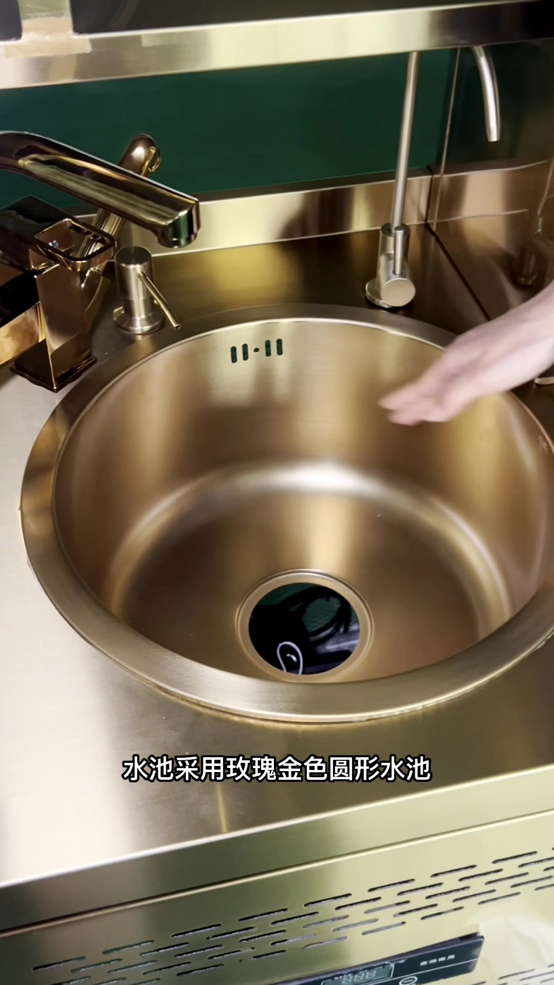 全套奶茶店设备,开奶茶店需哪些设备?主派水吧台,主派电器科技