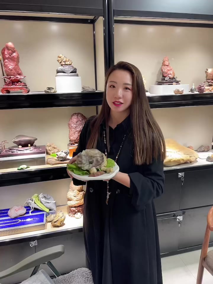 内蒙古阿拉善奇石手抓肉