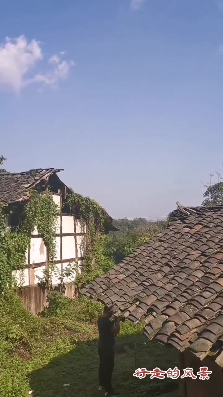 又见团坝——自第一次走进团坝秘境,之后几乎每一年都会再去看看。石马山高高巍峨,山脚白羊坝异