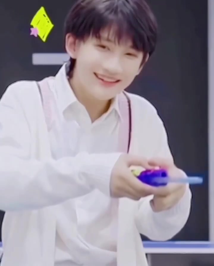 TF家族三代全员不心动挑战  余宇涵 十六出戟破立穹云  挑战start TF家族-余宇涵
