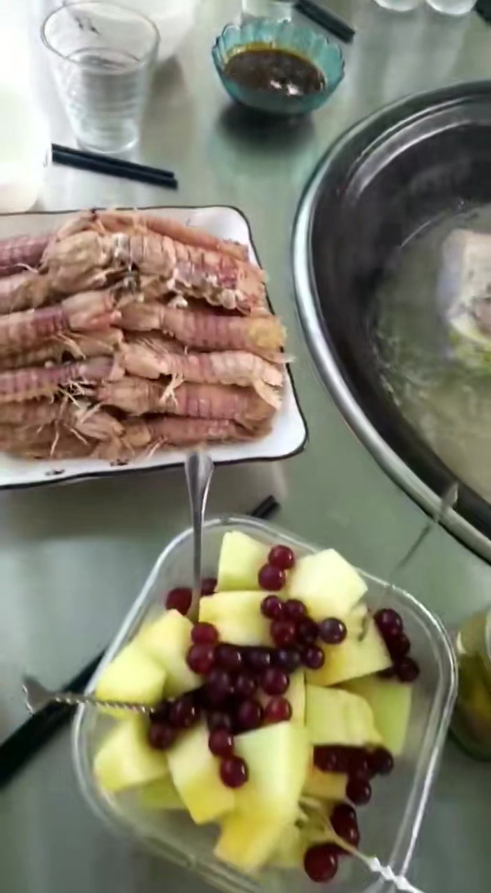 圆盘款移动灶台,圆盘可拆卸,一家人围一起吃个火锅铁锅炖