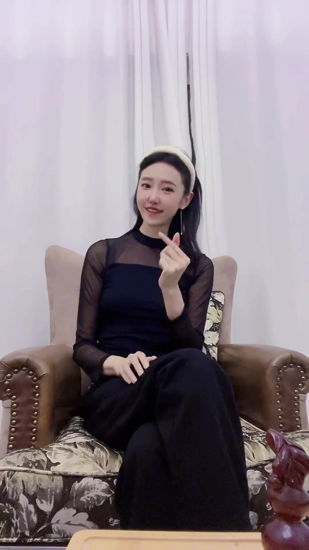 以爱为中心的双鱼座女生绝对是真正的爱情高手……双鱼座 双鱼座女孩 小助理