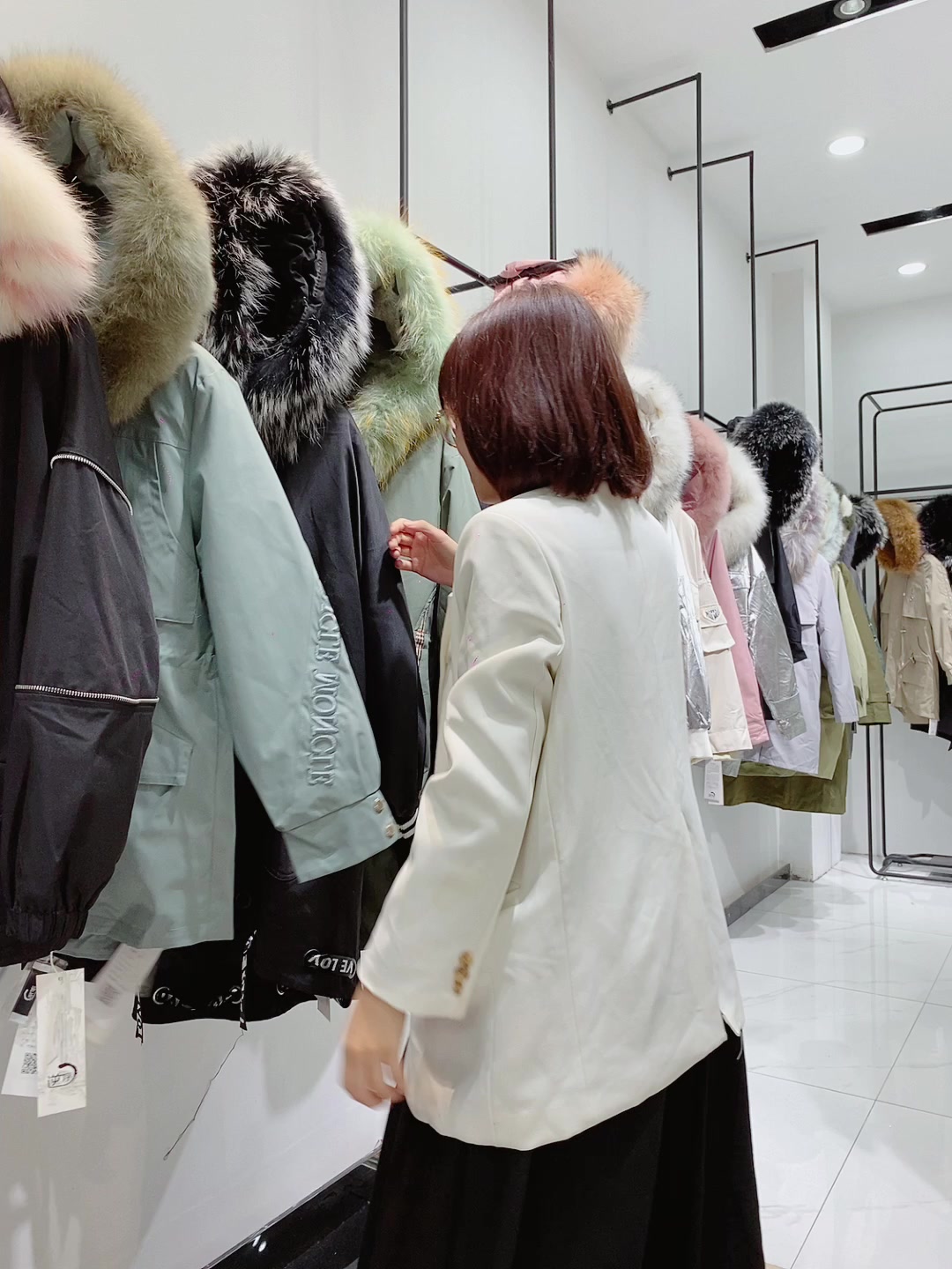 皮草派克服2022冬装撤柜女装