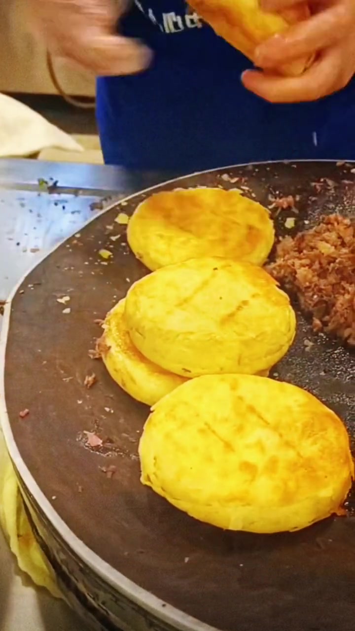 河北保定特色美食 驴肉火烧 舌尖上的河北 食在河北 这么近那么美周末到河北