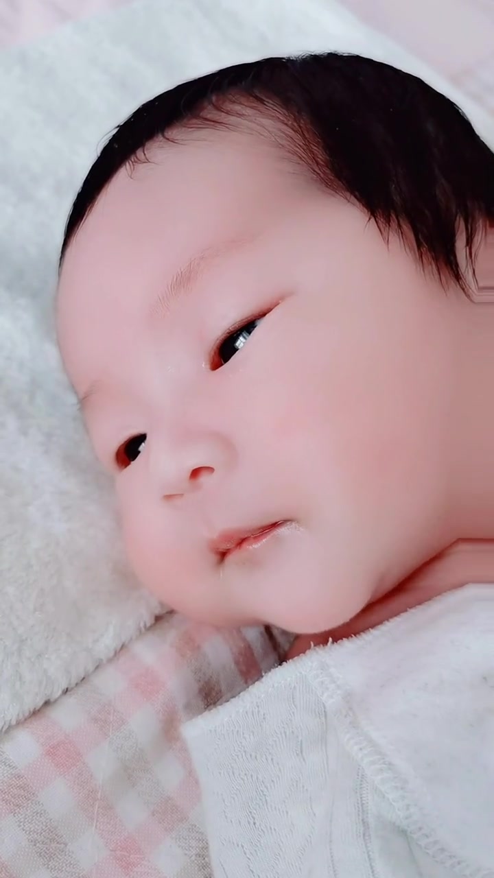 母婴护理知识,新生儿鹅口疮怎么办,用碳酸氢钠