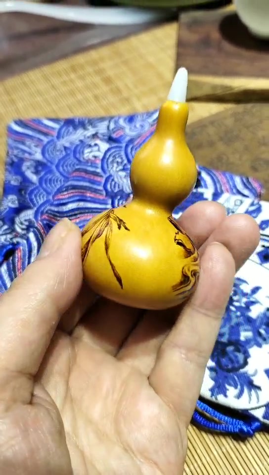 玉头葫芦烙画连连有鱼