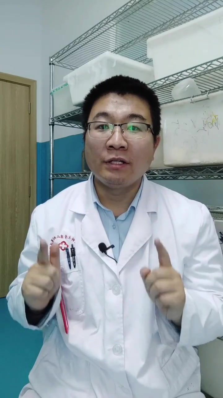 脸上,身上密密麻麻的鸡皮肤,摸起来难受,还很难看,怎么办?皮肤 鸡皮肤 护肤