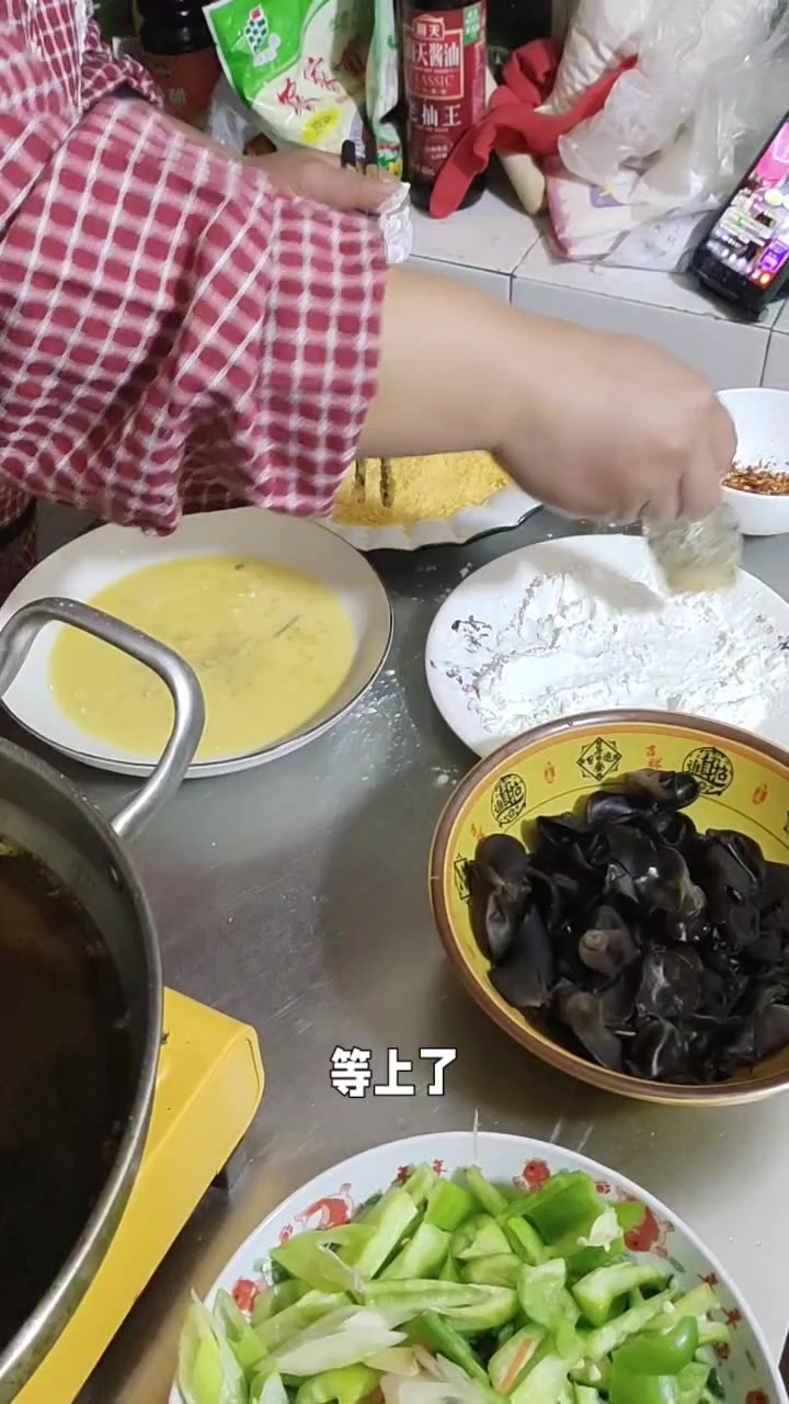 开背大虾过油炸好看