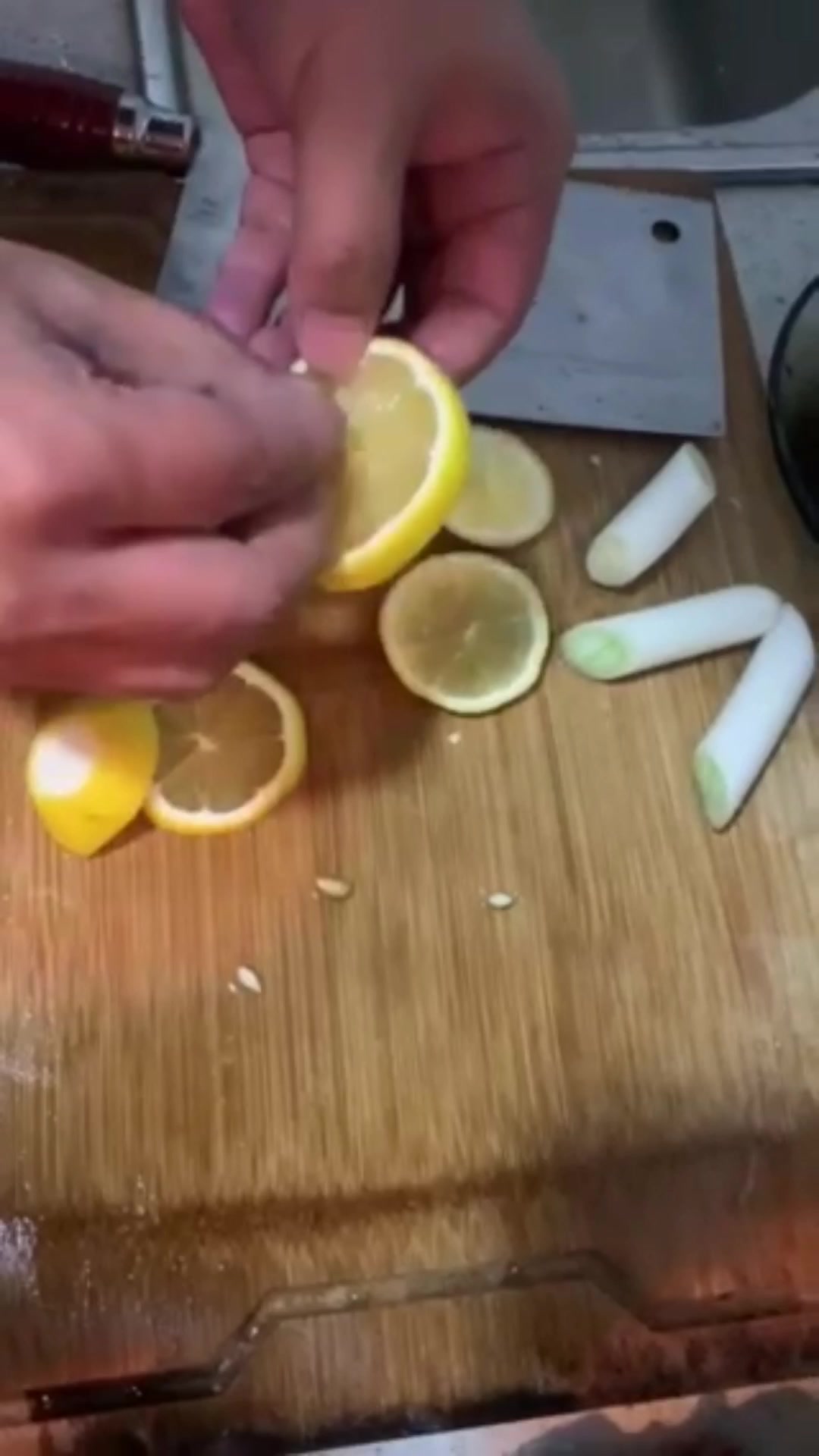 柠檬鸡脚的做法!