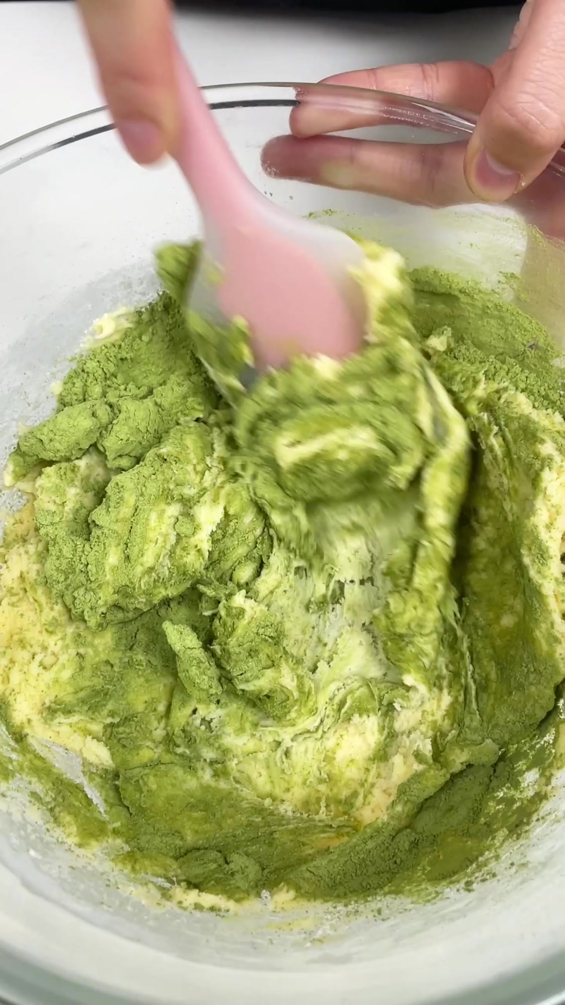 高颜值易上手的圣诞花环曲奇,快做起来吧!