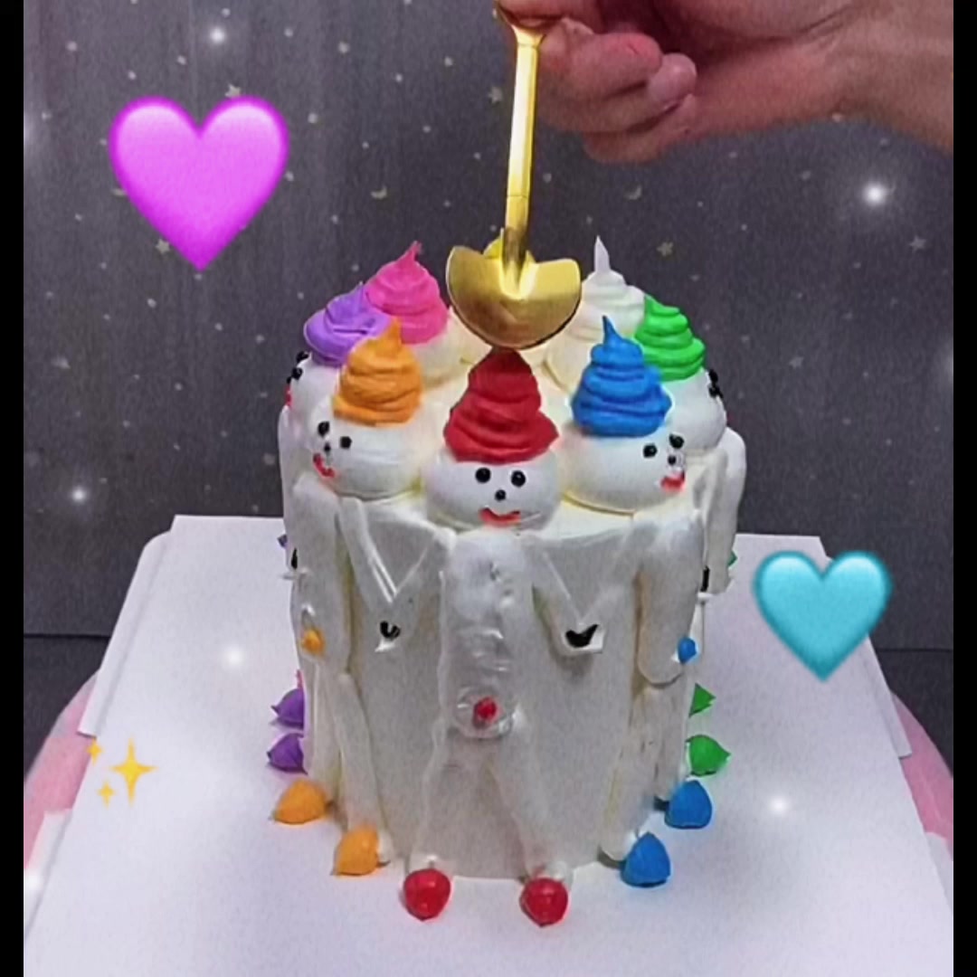 手拉手心连心,创意蛋糕祝福祖国母亲生日快乐