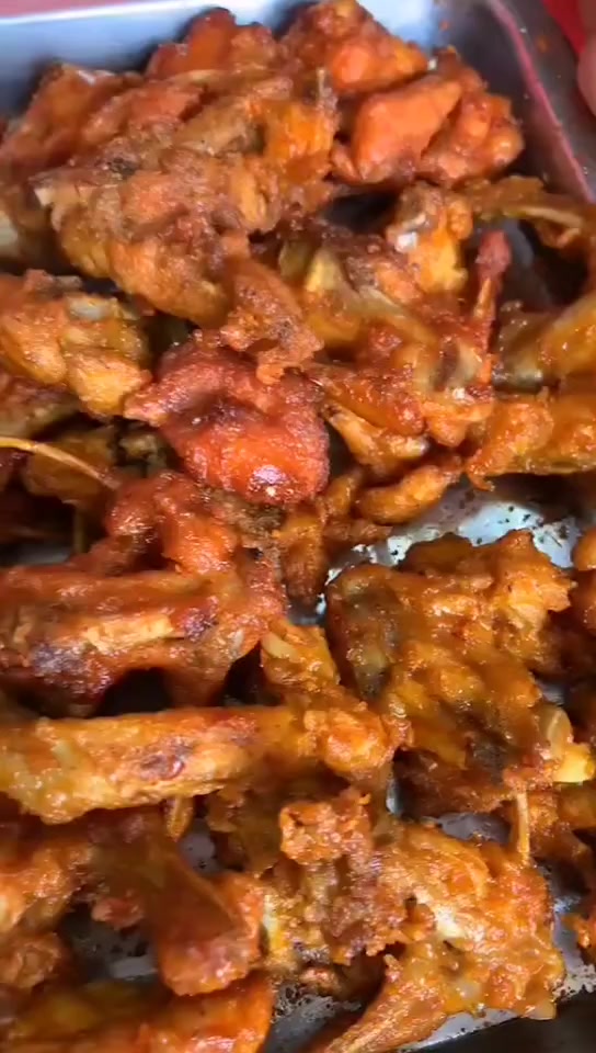 油炸鸡锁骨从配料腌制到油炸全程亲手操作
