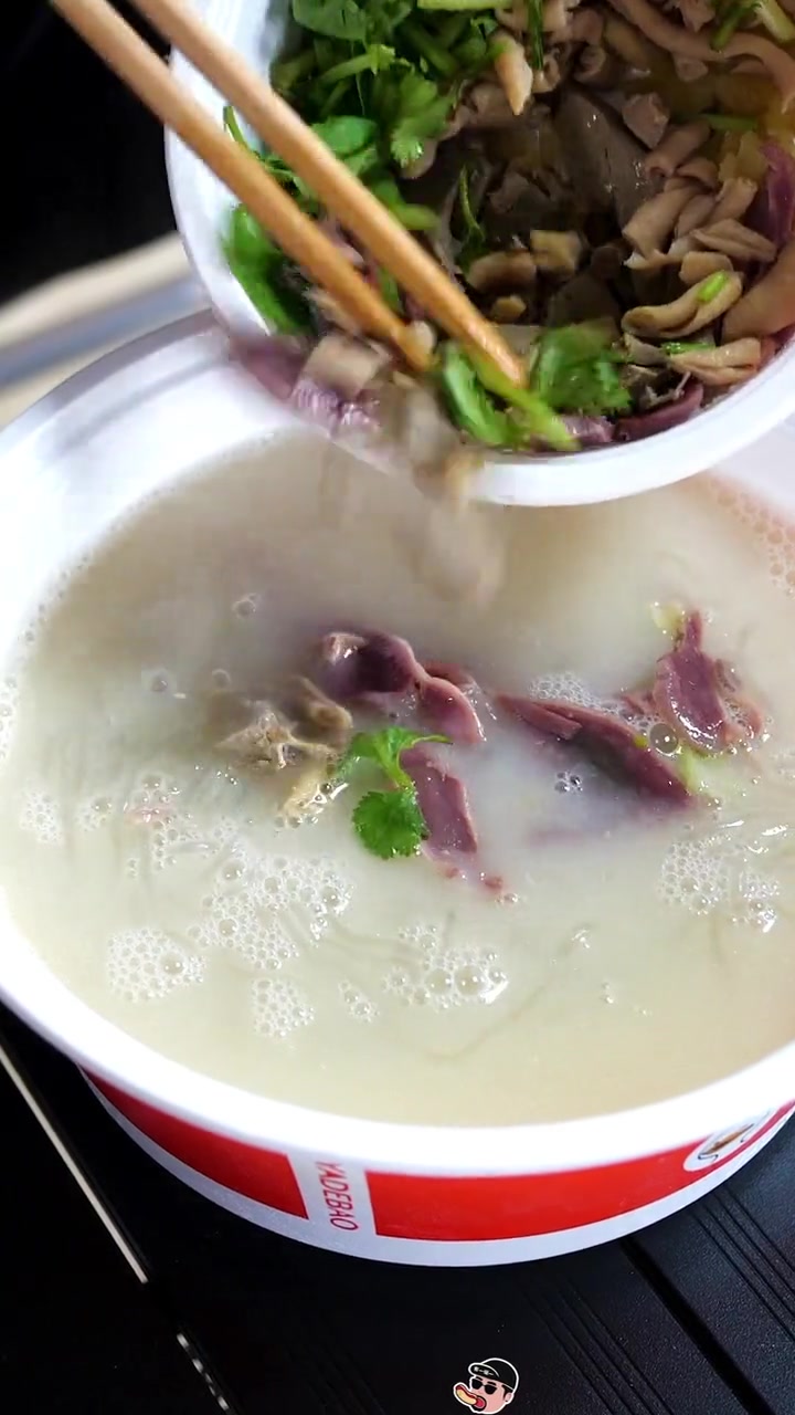 冬天就要吃点好的,鸭血粉丝配锅巴宅家外卖顶呱呱 美食探店 美食 南京美食