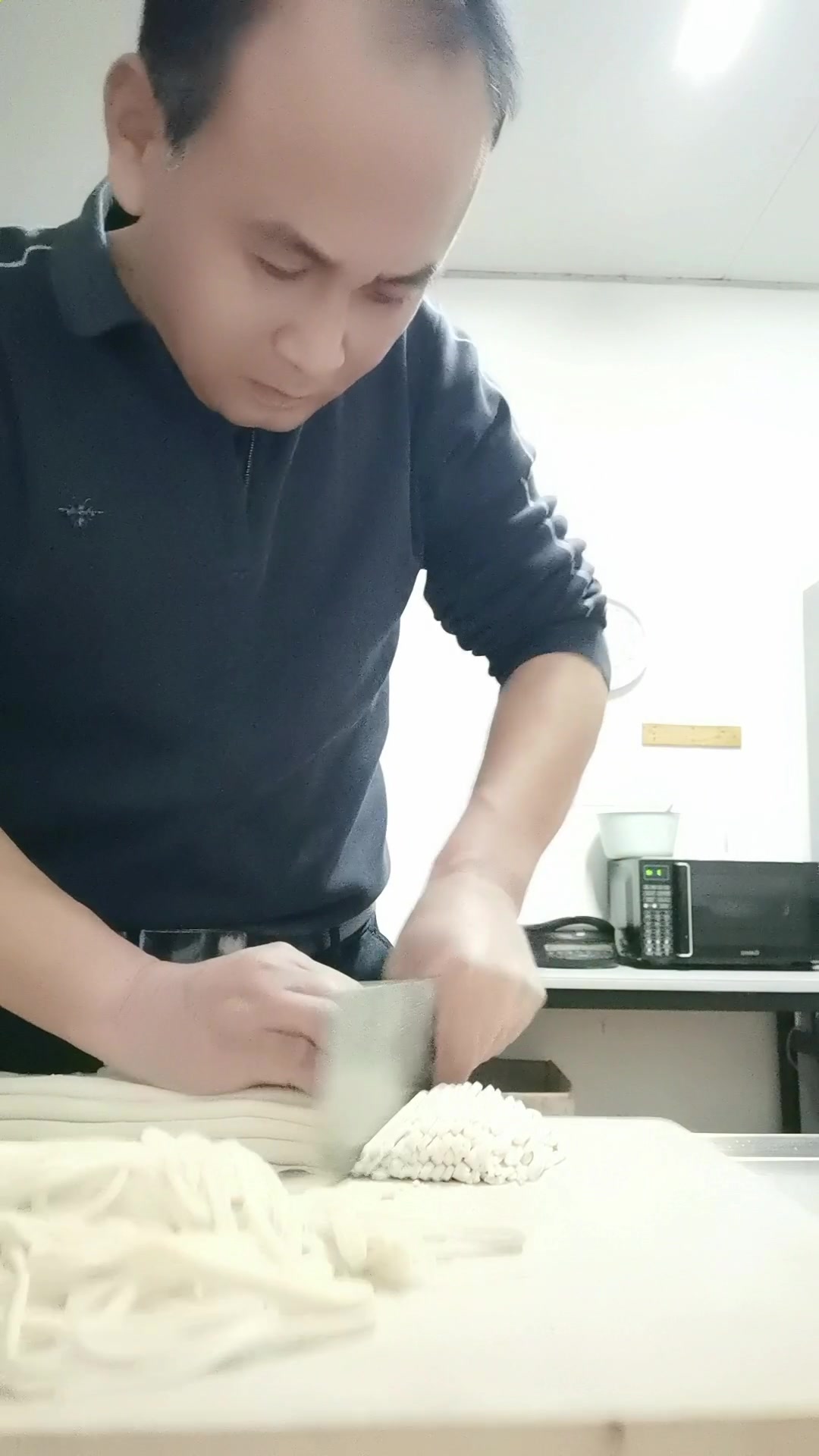 人工白面自作手擀面