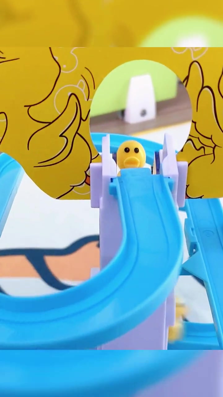 小黄鸭爬楼梯,太可爱了,自动爬梯、炫彩灯光、动感音乐,可以玩一天了 益智玩具 哄娃神器