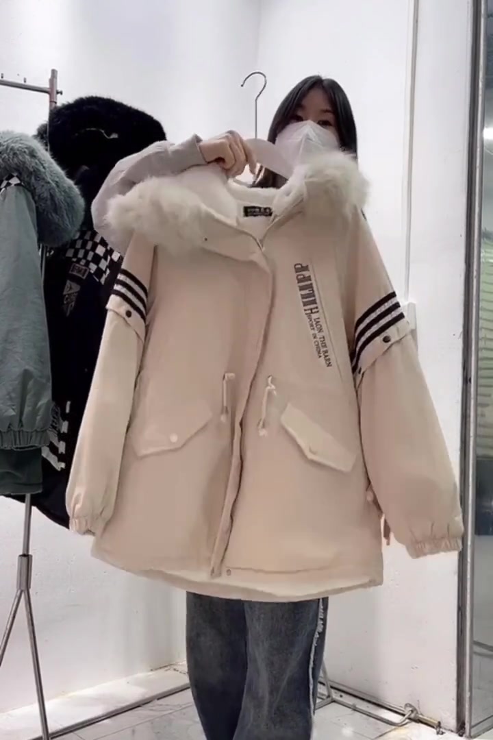 《K-2659期》2022冬季潮版收腰连帽派克服,里加卡兔毛,均码走份