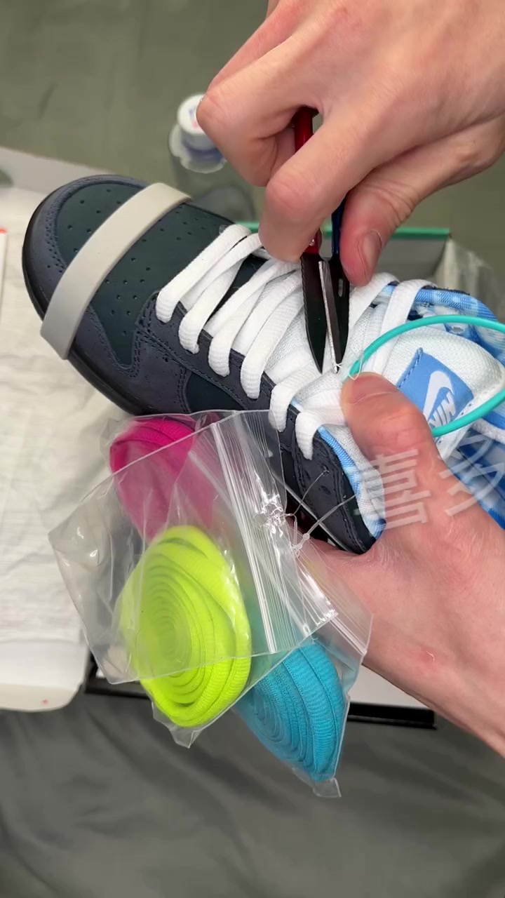 潮鞋开箱dunk蓝龙虾