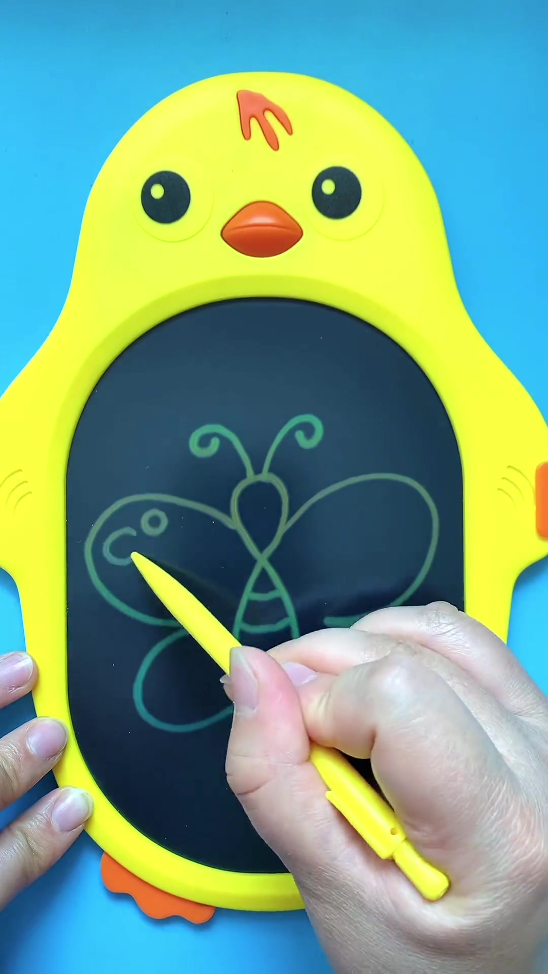 简单画小蝴蝶 一起学画画 儿童简笔画 画板