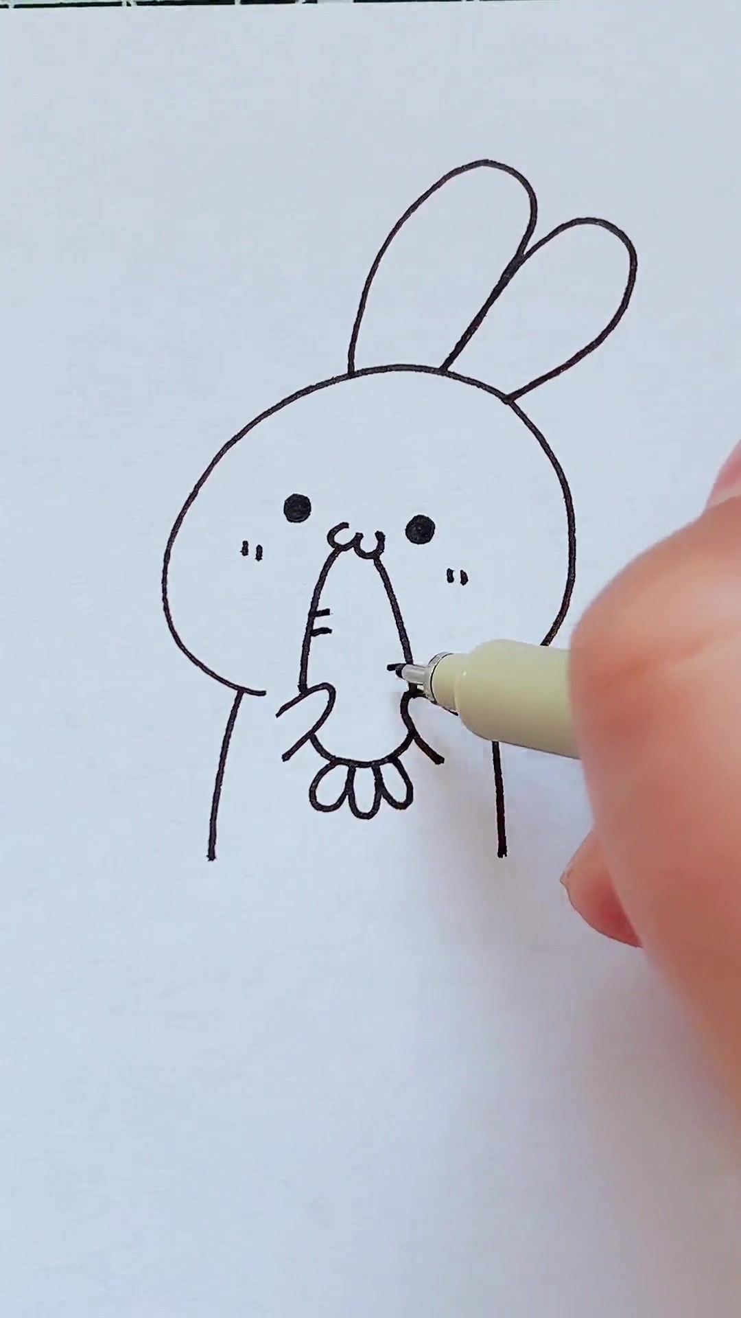 画一只爱吃胡萝卜的小兔子,你学废了吗?画画其实很简单 简笔画 想画就画