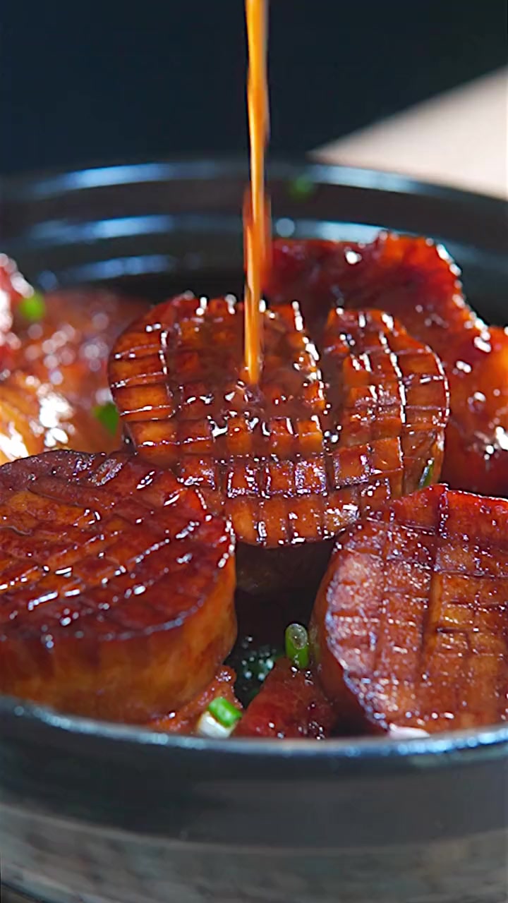 比鲍鱼红烧肉还好吃的素鲍红烧肉,没想到杏鲍菇还有这么好吃的做法。美食春日大赏 家常菜