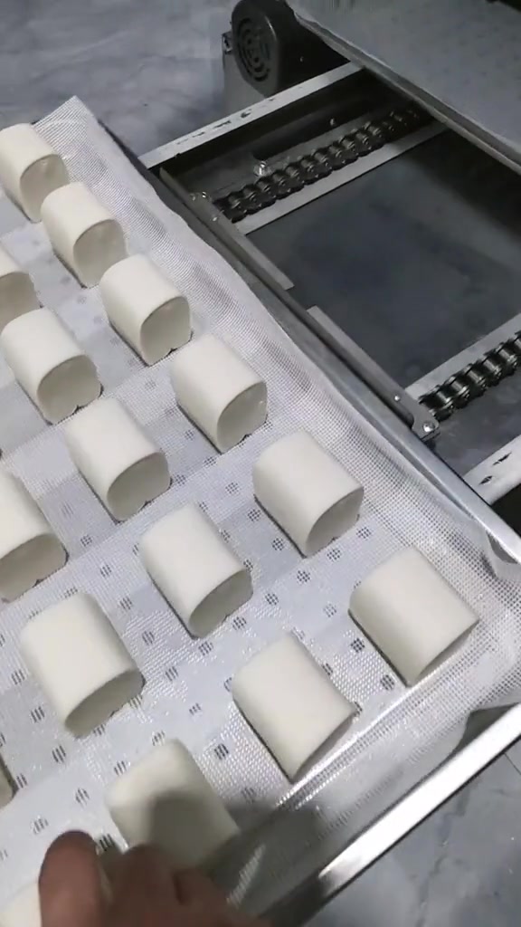 一个人就可以开的馒头店 馒头机 自动化