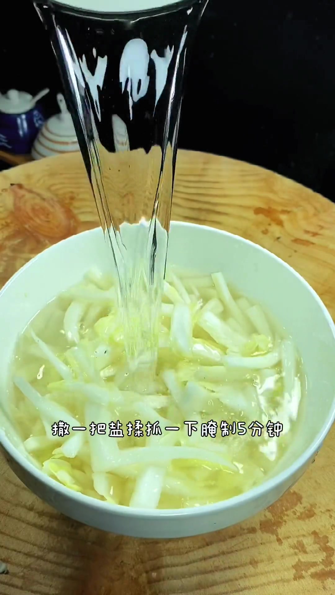 大白菜梗这样炒,脆爽好吃,你喜欢吗 一起学做菜 家常菜 日常做饭