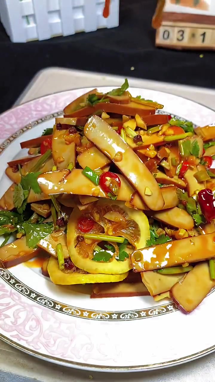 预制菜 鸡蛋干这样做好方便好吃,你赶紧在家里做起来 在家做美食 美食教程