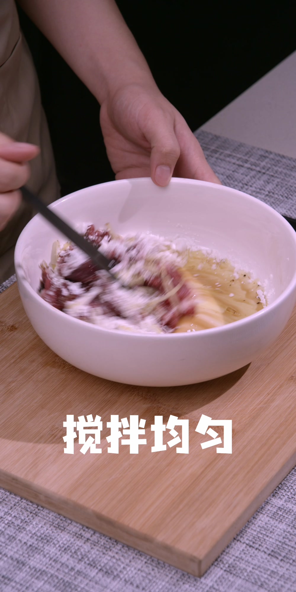 【黑椒洋葱烤牛肉】简单易做,滋香入味!