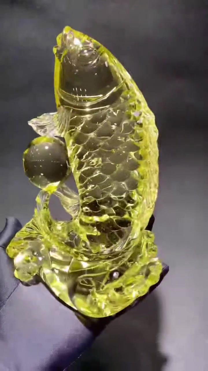 鲤鱼的寓意是金榜题名,源自广为人知的“鲤鱼跳龙门”传说