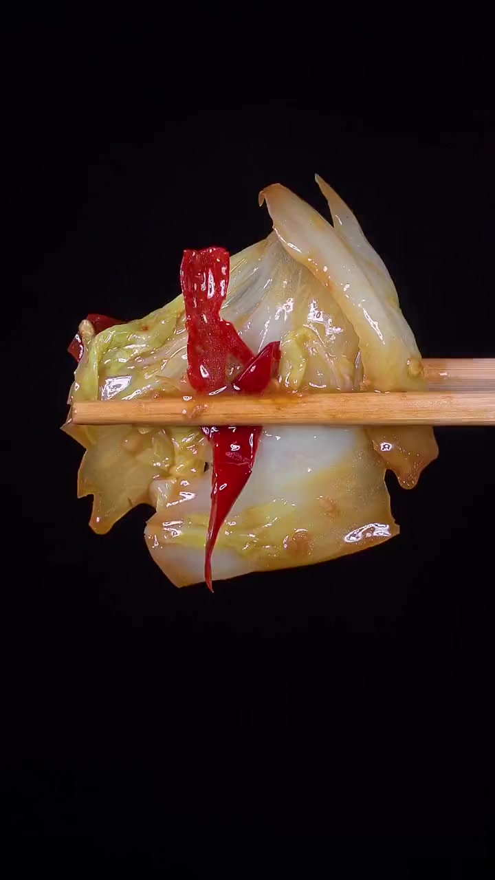 炒酸辣白菜什么时候放醋