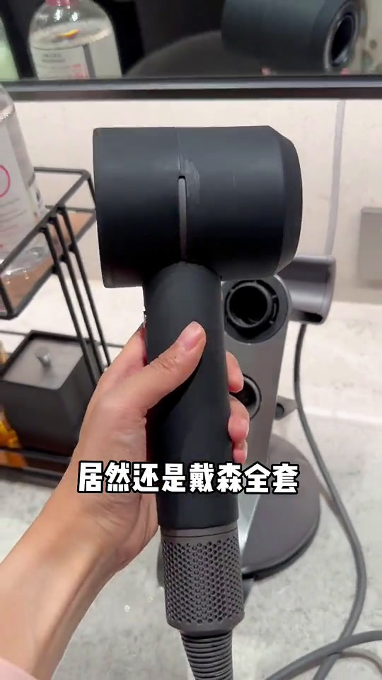 100多就能吃喝玩乐一整天的重庆高品质汤泉馆,早鸟票赶紧囤起来 金色湖畔