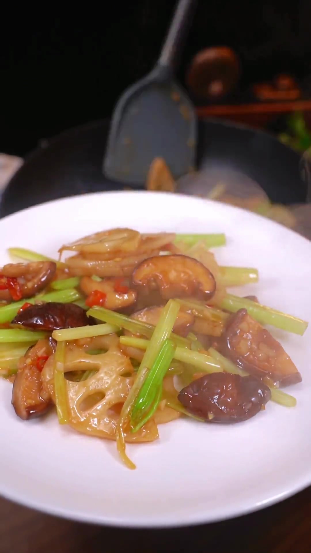 莲藕炒啥菜好吃