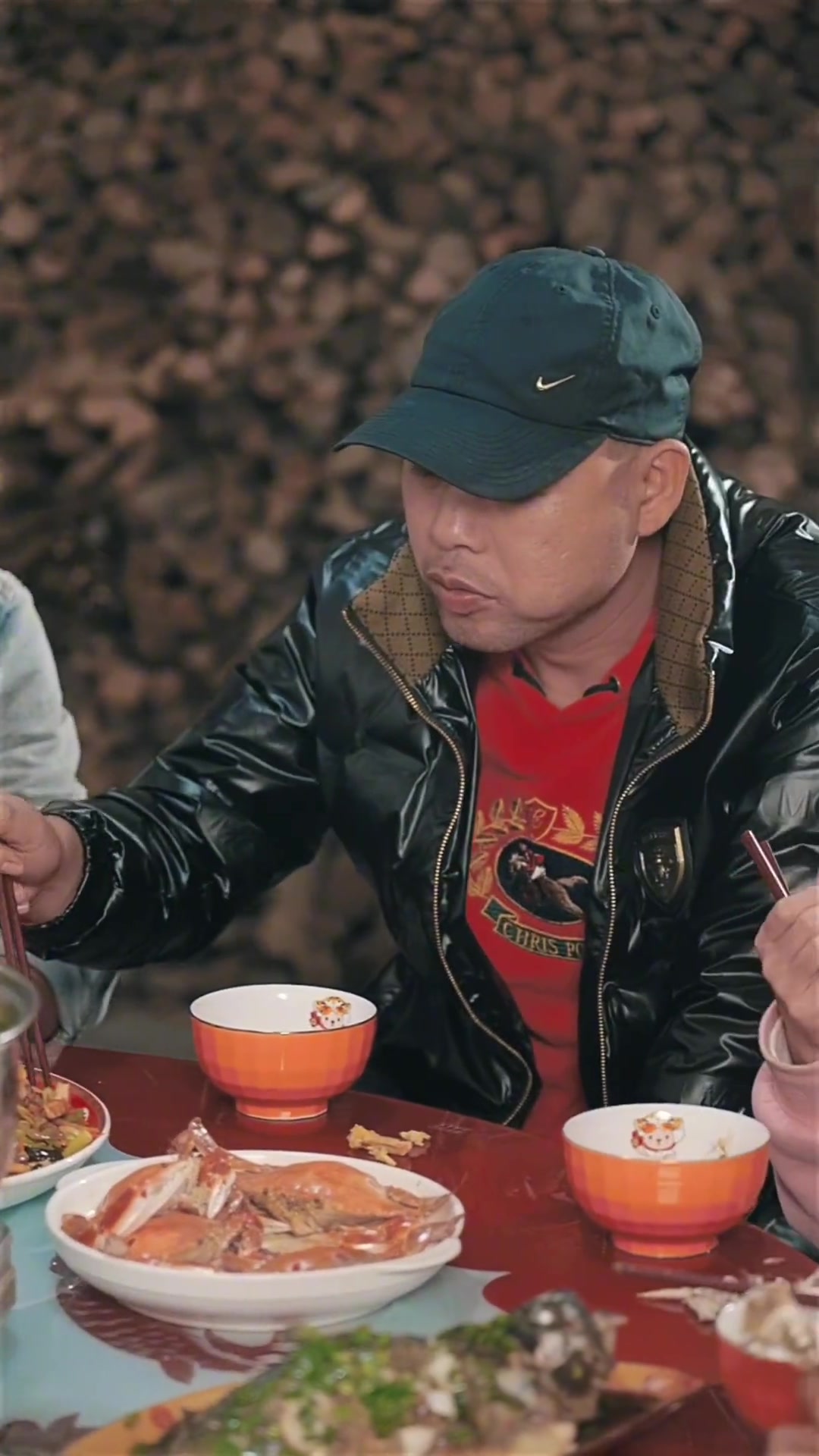 过年了,给家人做一道我们海南过年必吃的菜“全家福”新的一年祝大家阖家幸福、万事如意 我的乡