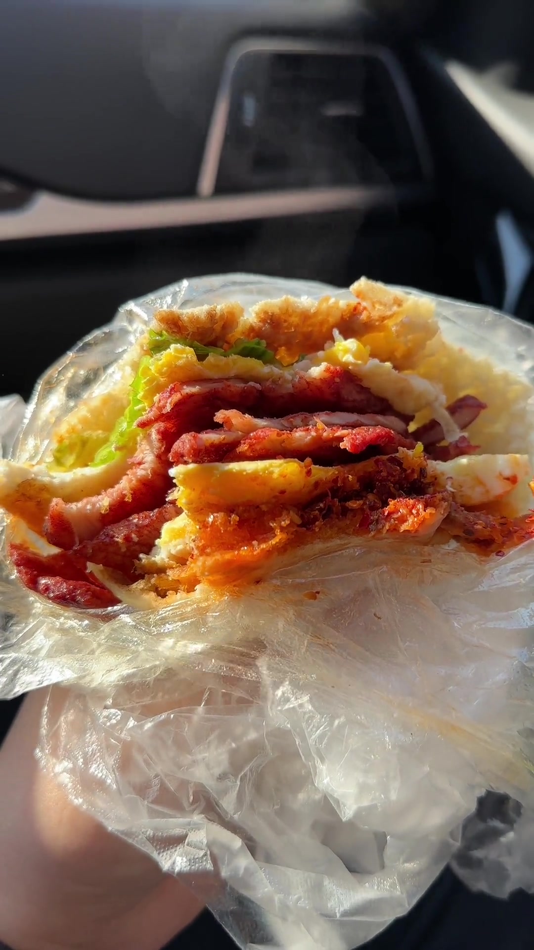 过年必吃的面点,里脊肉夹馍,3片大里脊2个鸡蛋一个白馍8块