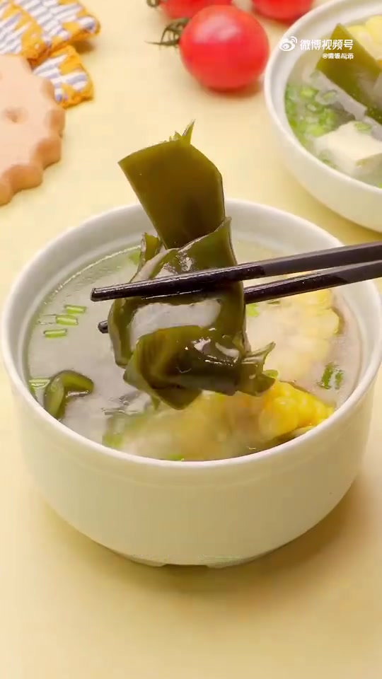 早饭吃什么「玉米海带豆腐汤」刮油又解腻!清爽鲜美超好喝(懒饭APP)赣青爱分享