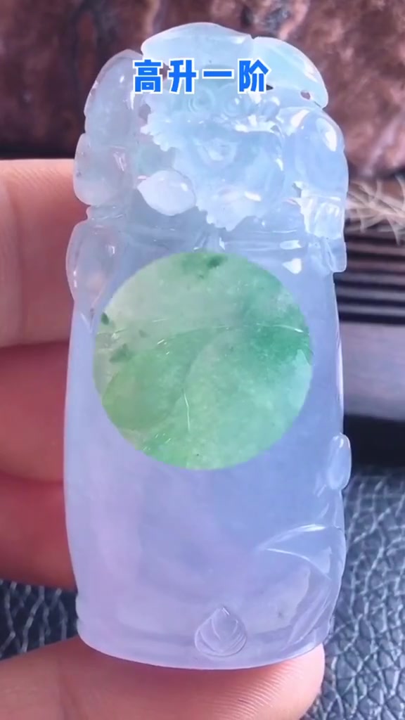 翡翠竹节适合学生戴吗?翡翠