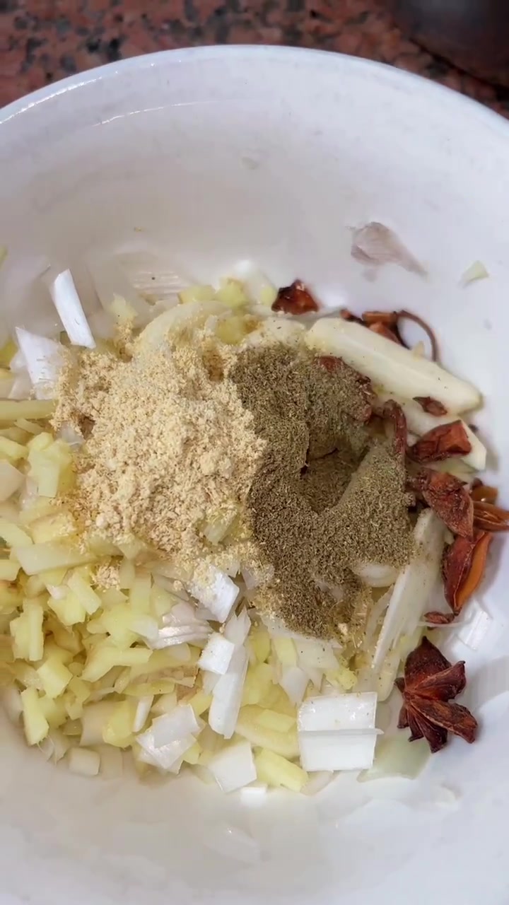 一锅简单有家的味道的牛肉烩菜