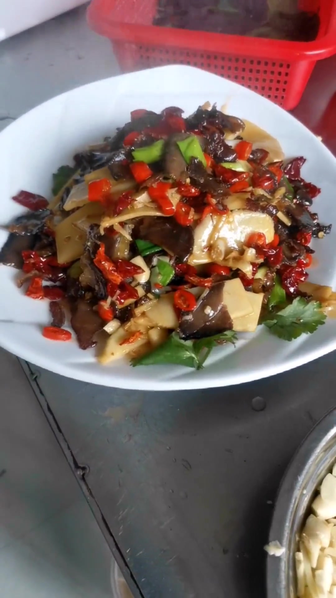 冬笋炒腊牛肉