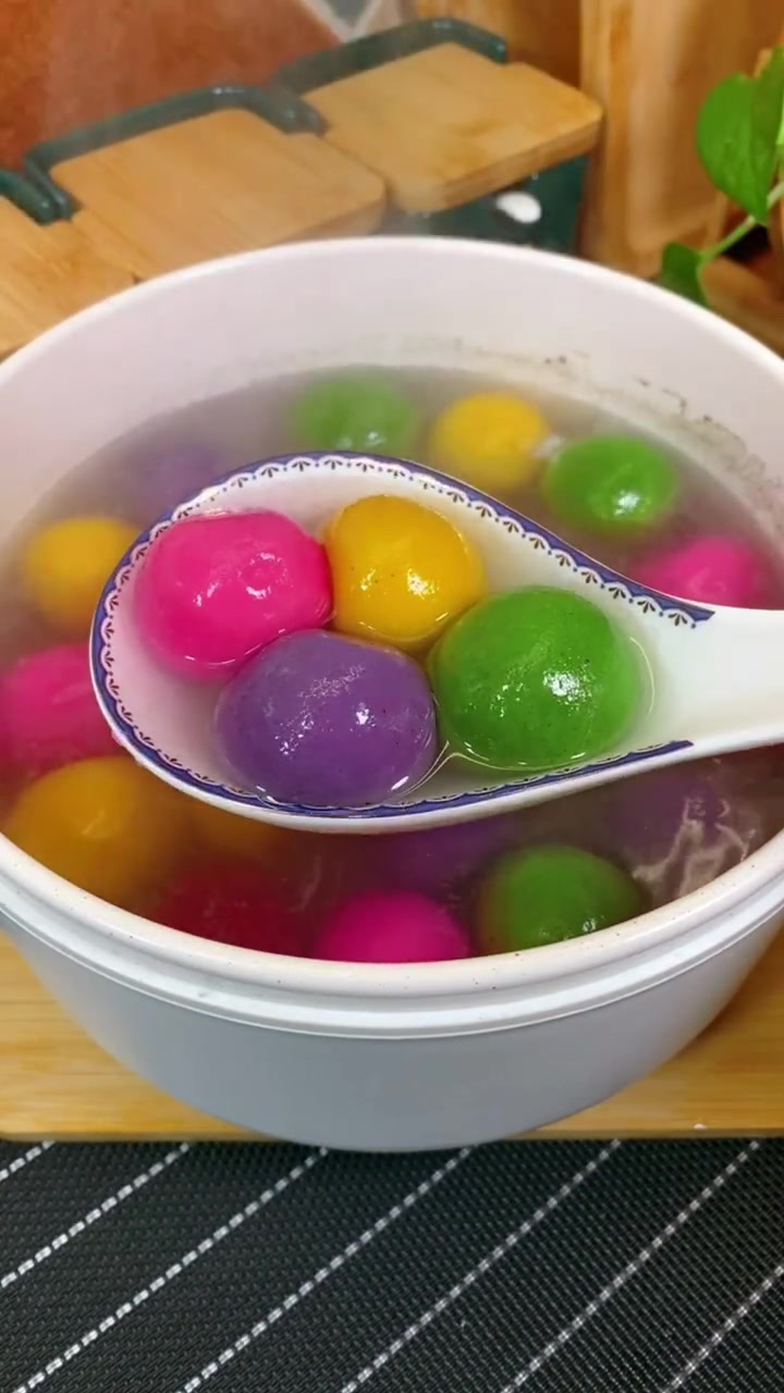 五彩玲珑小汤圆～在家做美食_美食_动手自己做美食_在家做美食_元宵节