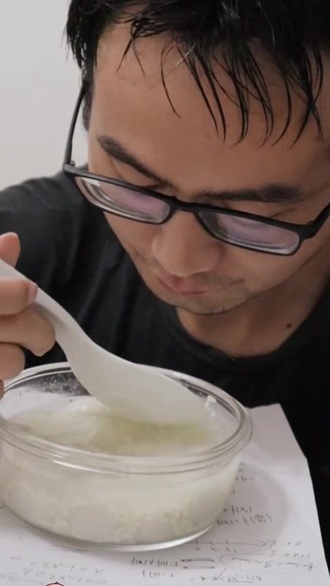 「安静吃」老姜上次吃汤圆,还是在上次
