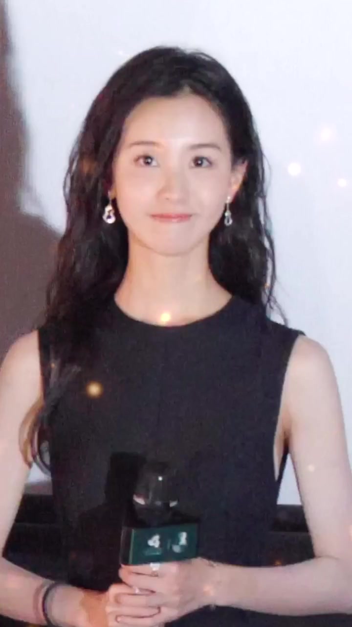 陈都灵 出席 热汤 的映后活动,小姐姐好美～海南岛国际电影节 小万在海南