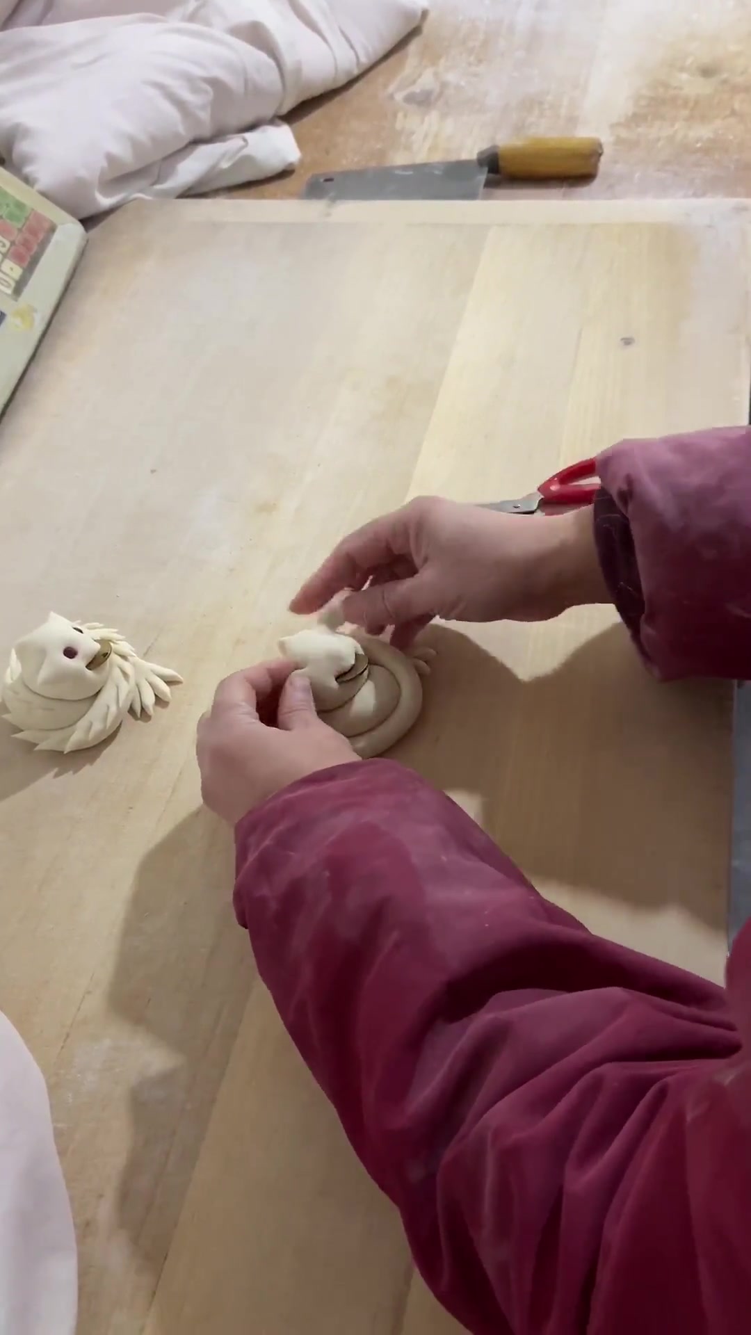 做圣虫啦。妈妈的手艺