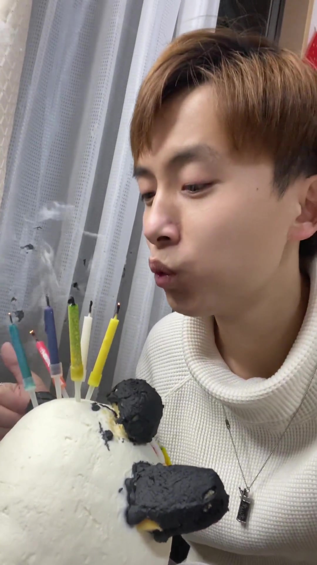 冰墩墩的生日蛋糕