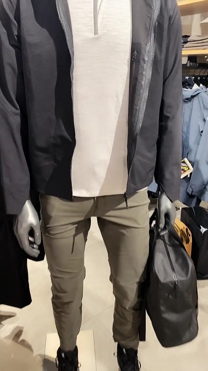 始祖鸟[gf]1f1e8[/gf][gf]1f1e6[/gf]最高商鸟系列,保暖外套今天上